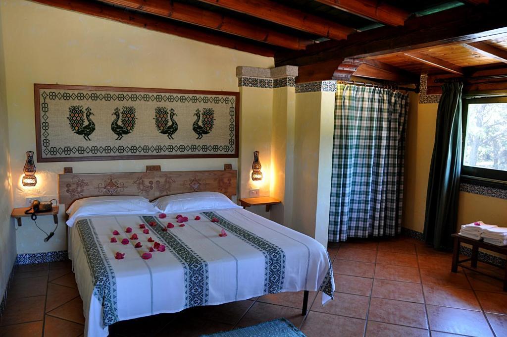 Hotel Fiore Di Maggio Villasimius Quarto foto